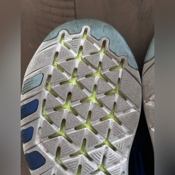 Nike Women’s Free Transform Flyknit Blue Running Shoes - Size 8 - Picture 7 of 7